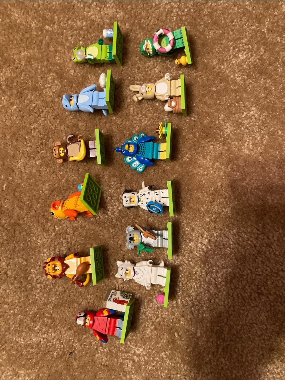 LEGO series 28 mini figures FULL SET